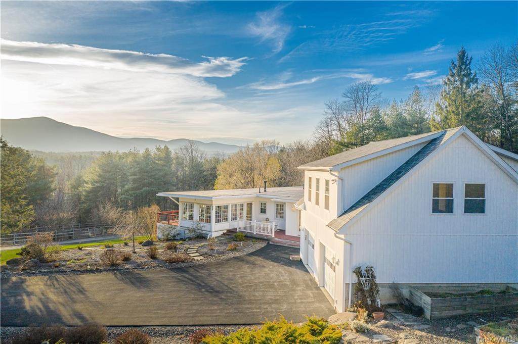 58 Huntington Drive - Photo 1