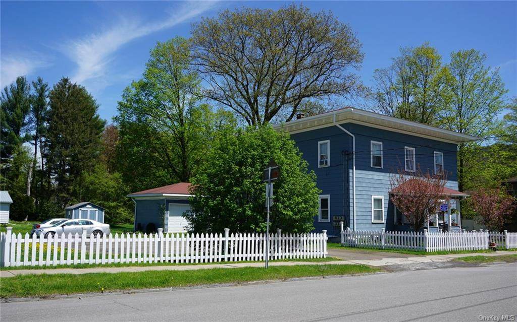 44 Pine Street - Photo 1