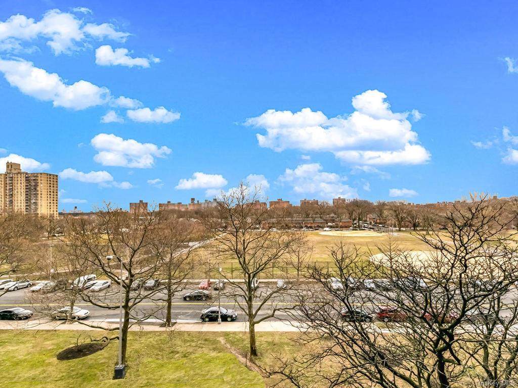 825 Morrison Avenue - Photo 1