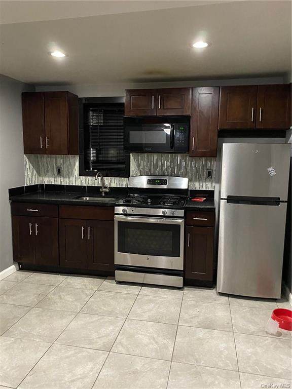 1523 Bayview Avenue - Photo 1