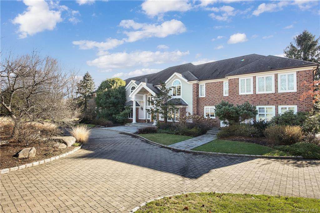 4 Country Club Drive - Photo 1