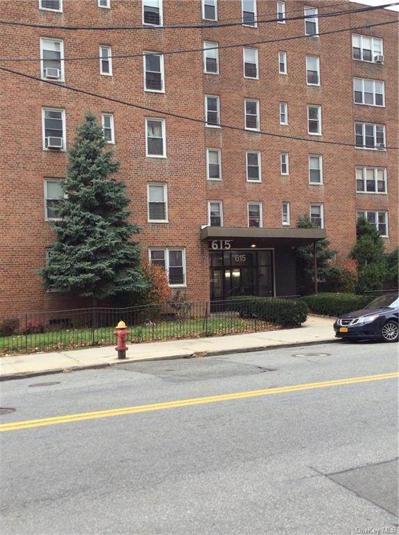 615 Warburton Avenue - Photo 1