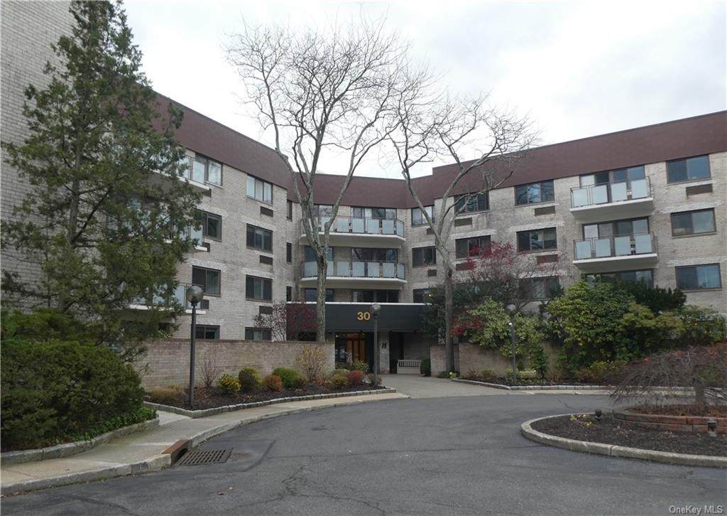 30 Greenridge Avenue - Photo 1