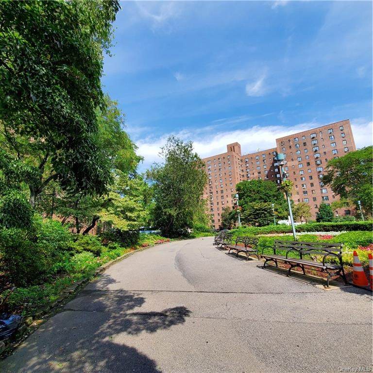 1690 Metropolitan Avenue - Photo 1