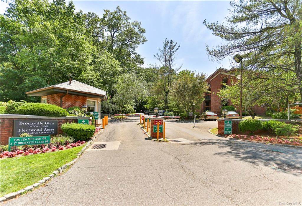1350 Midland Avenue - Photo 1