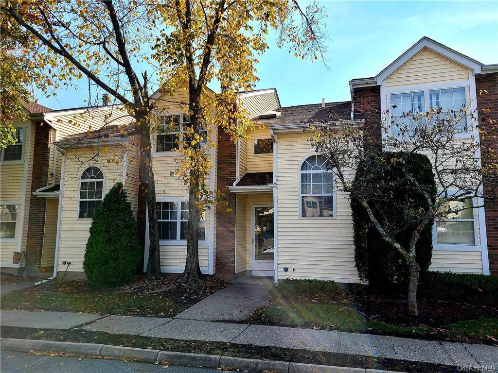 10 Brick Pond Road - Photo 1