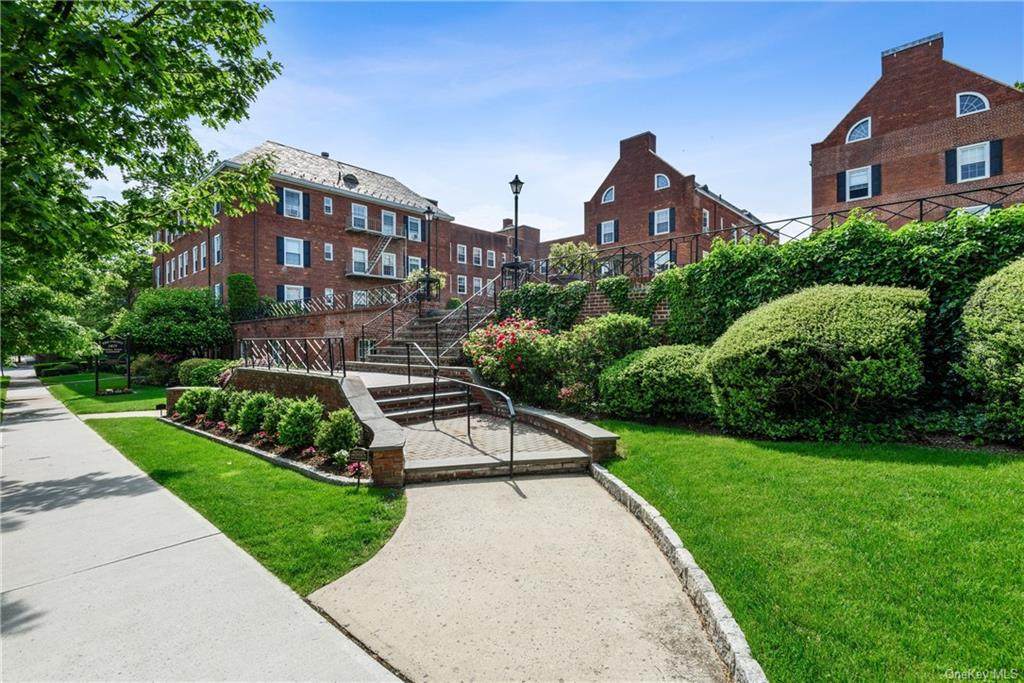 1815 Palmer Avenue - Photo 1