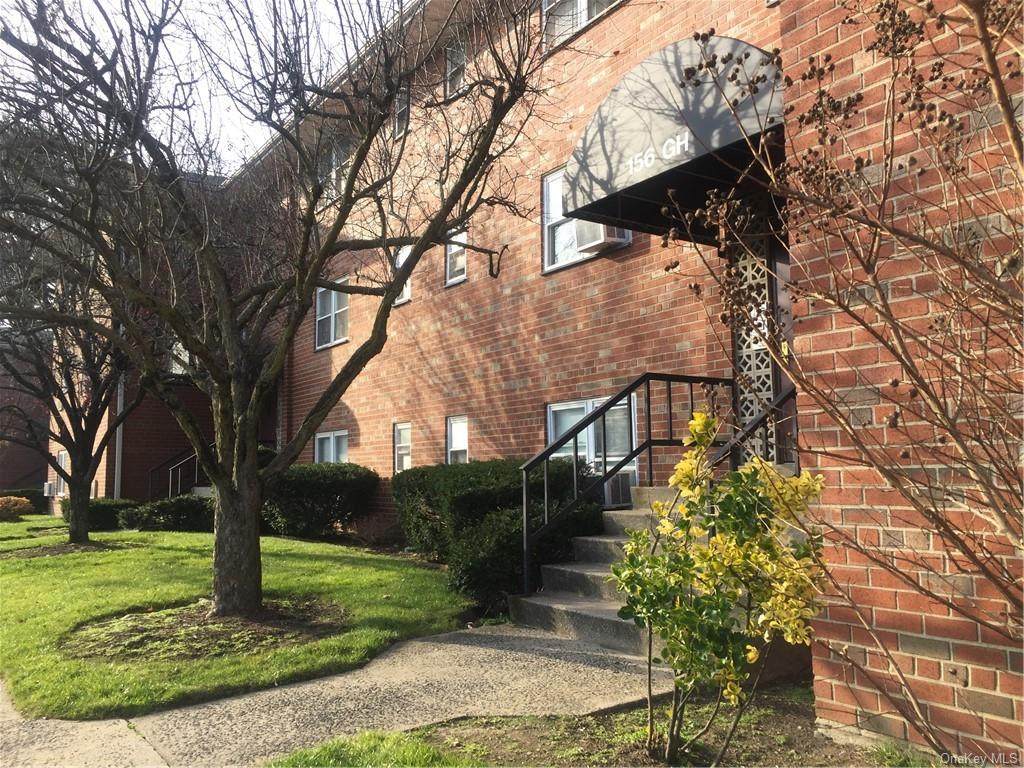 160 Centre Avenue - Photo 1