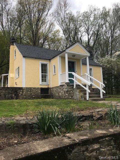 30 Meadowbrook Lane - Photo 1