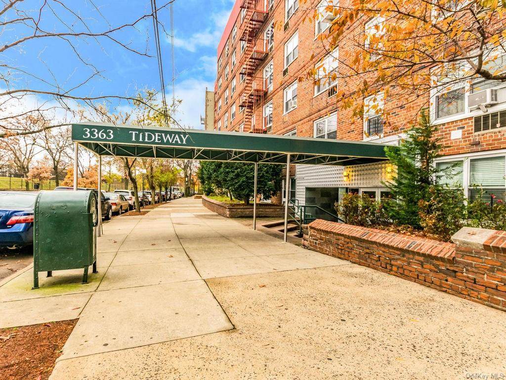 3363 Sedgwick Avenue - Photo 1