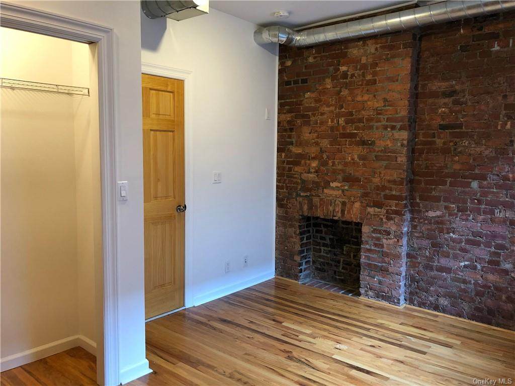 289 Pleasant Avenue - Photo 1
