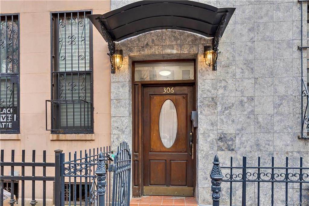 306 105th Street - Photo 1