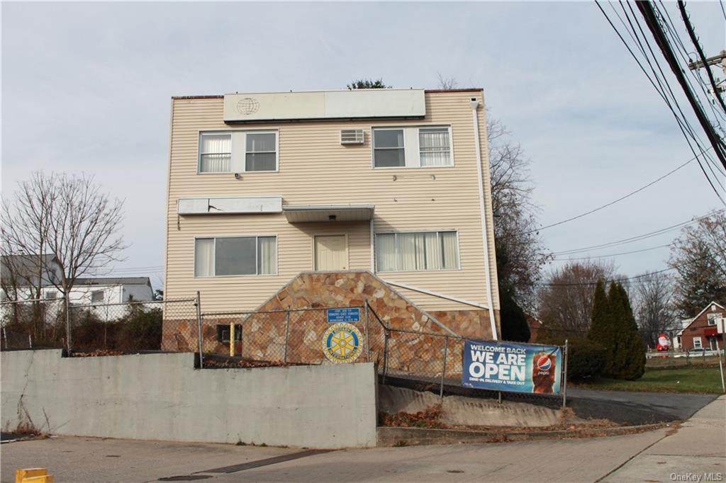 33-35 Fort Hill Avenue - Photo 1
