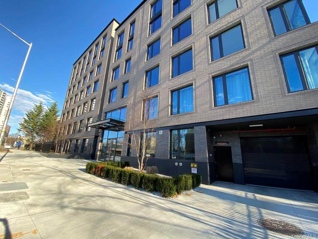 3128 Henry Hudson Parkway - Photo 1