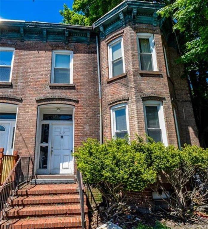 217 Dubois Street - Photo 1