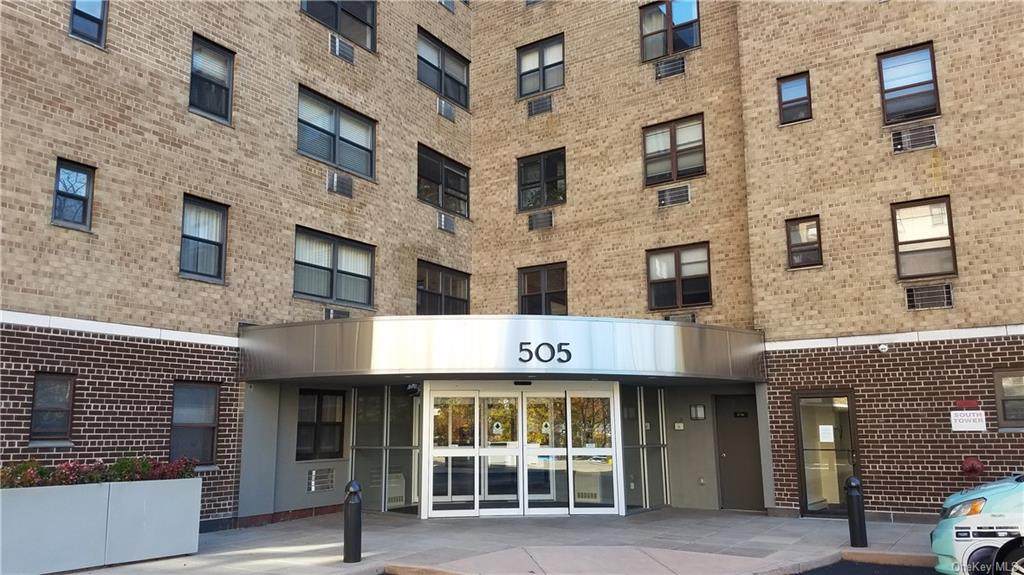 505 Central Park Avenue - Photo 1