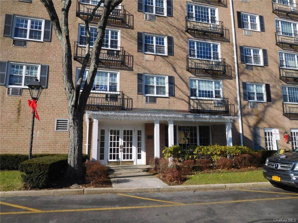 1 Consulate Drive - Photo 1
