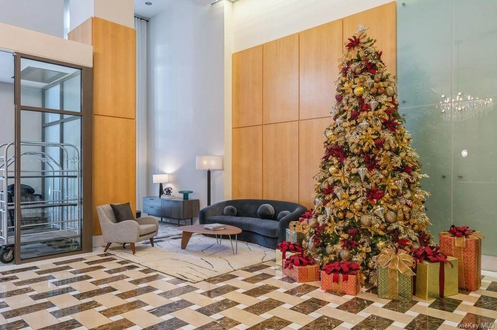 175 Huguenot Street - Photo 1