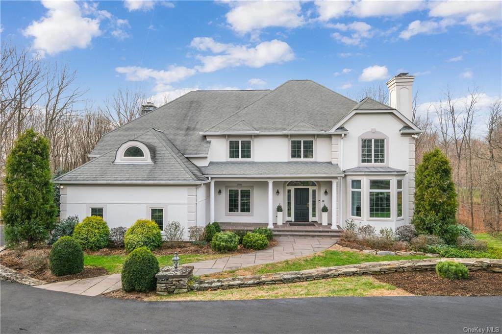 10 Hemlock Hollow - Photo 1