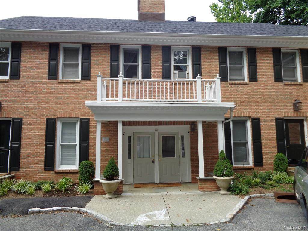 121 King Street - Photo 1