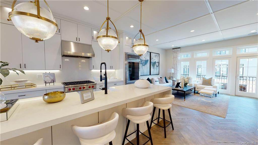 305 Palisades Boulevard - Photo 1