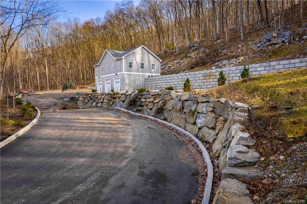 250 Route 22 - Photo 1