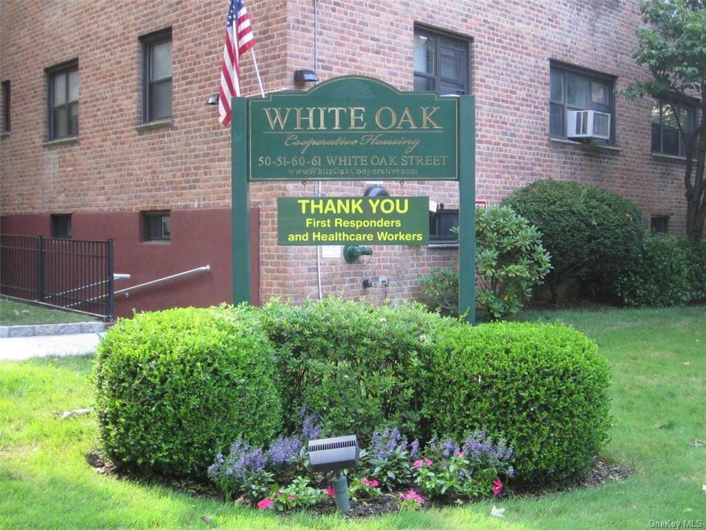 60 White Oak Street - Photo 1