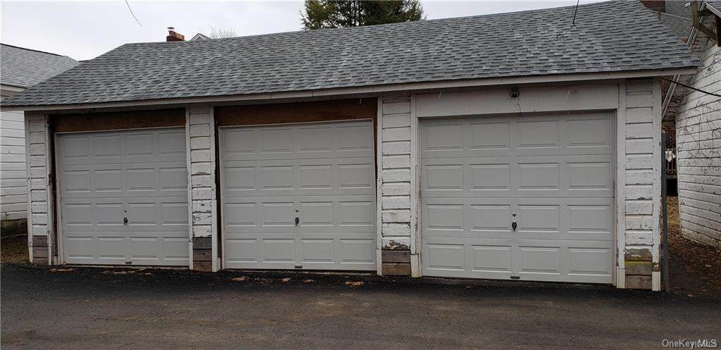 135 Fullerton Avenue - Photo 1