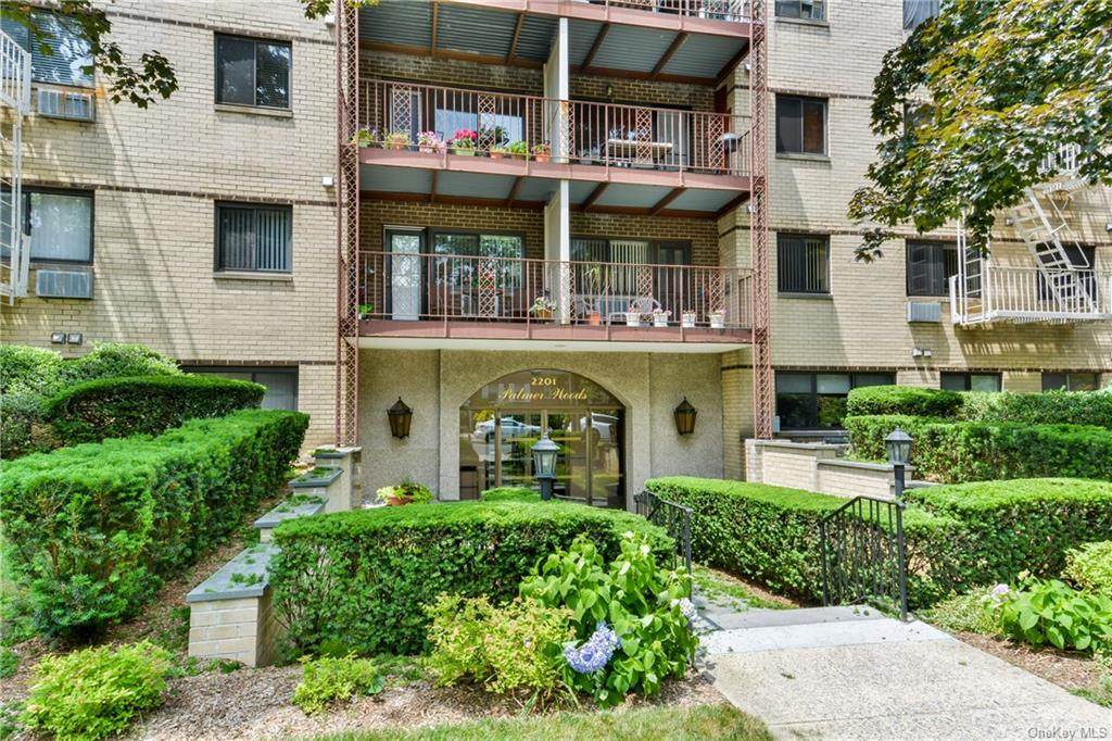 2201 Palmer Avenue - Photo 1