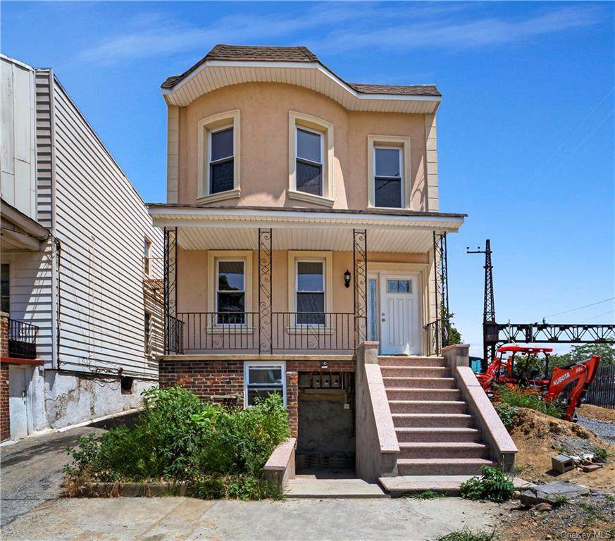 1604 Van Buren Street - Photo 1