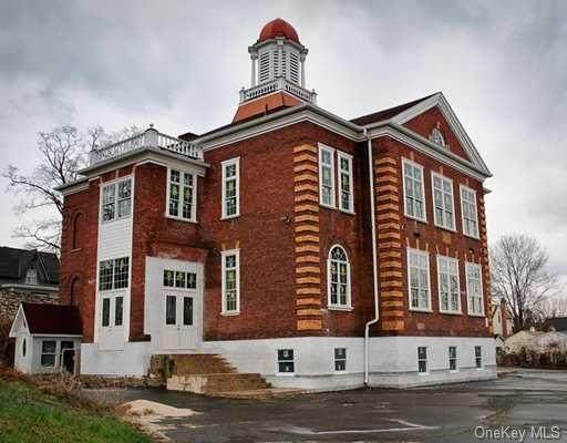 117 Main Street - Photo 1