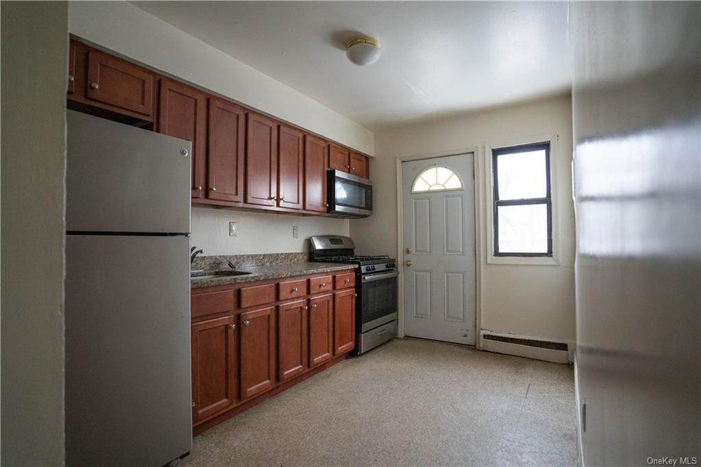 125 Maple Avenue - Photo 1