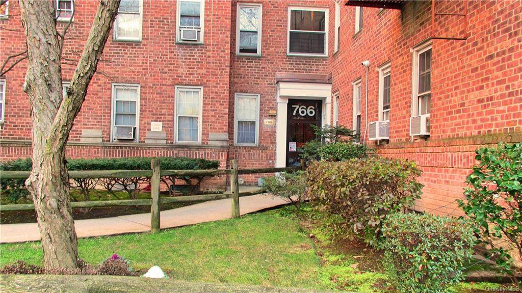 766 Bronx River Road - Photo 1