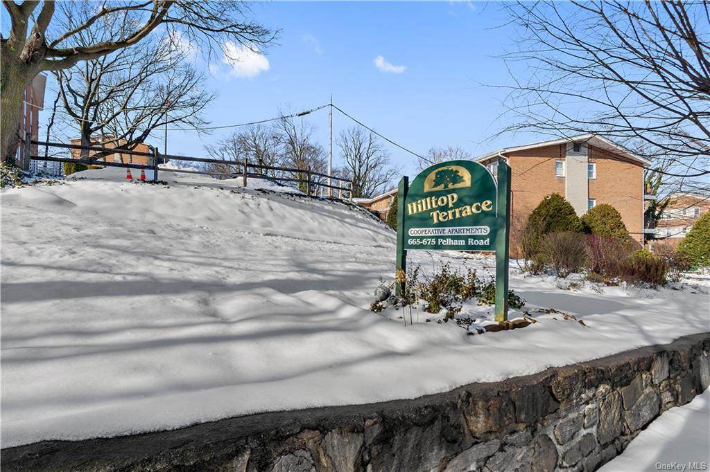 665 Pelham Road - Photo 1