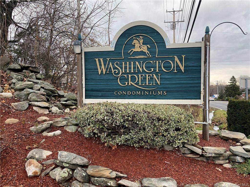 1161 Washington Green - Photo 1