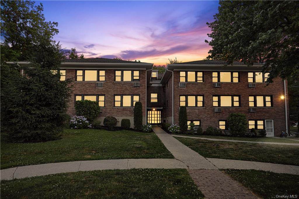150 Theodore Fremd Avenue - Photo 1