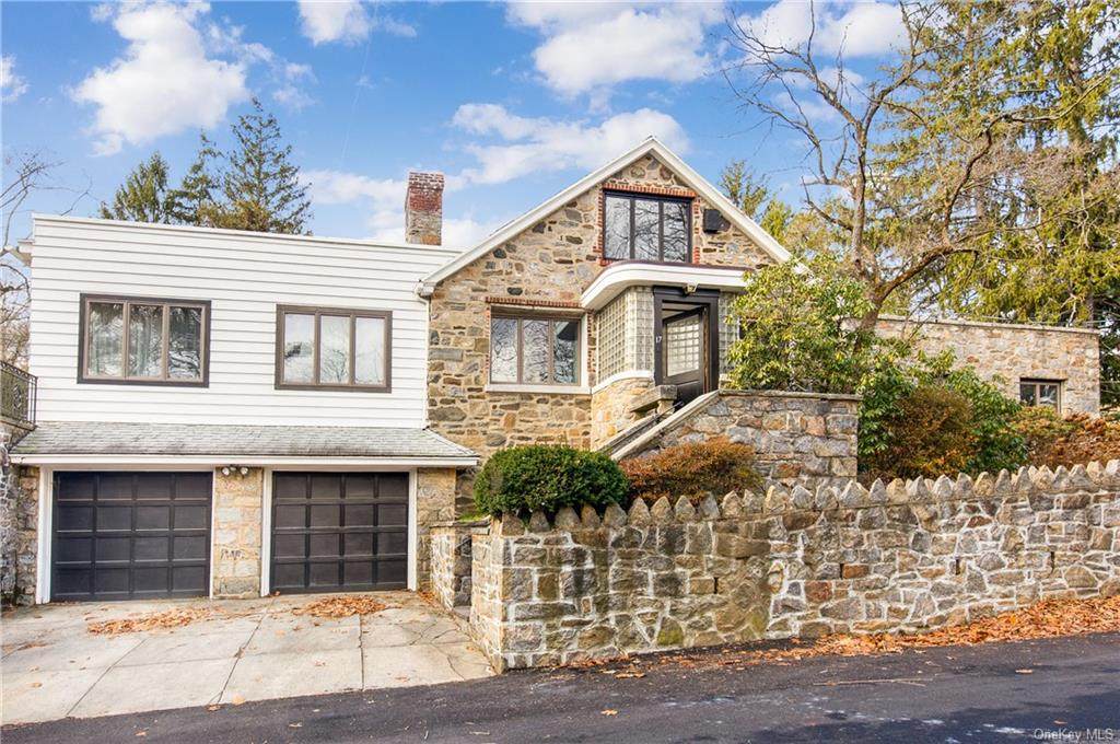 17 Stanley Avenue - Photo 1