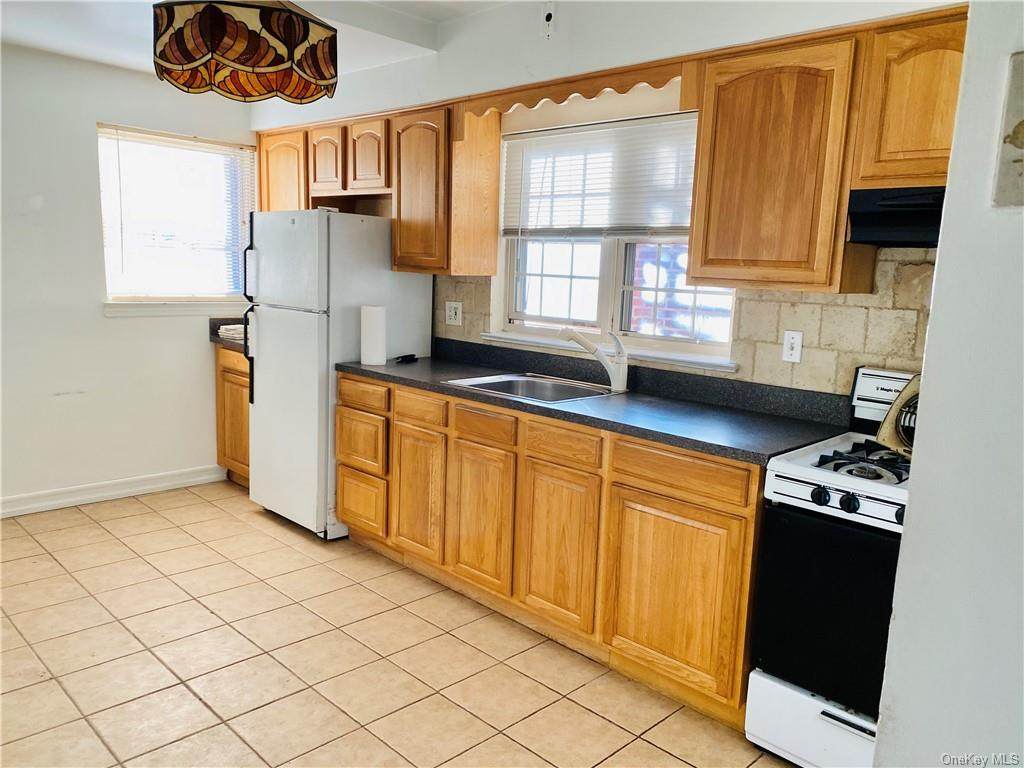 959 Brady Avenue - Photo 1