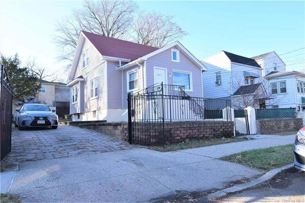2819 Bruner Avenue - Photo 1