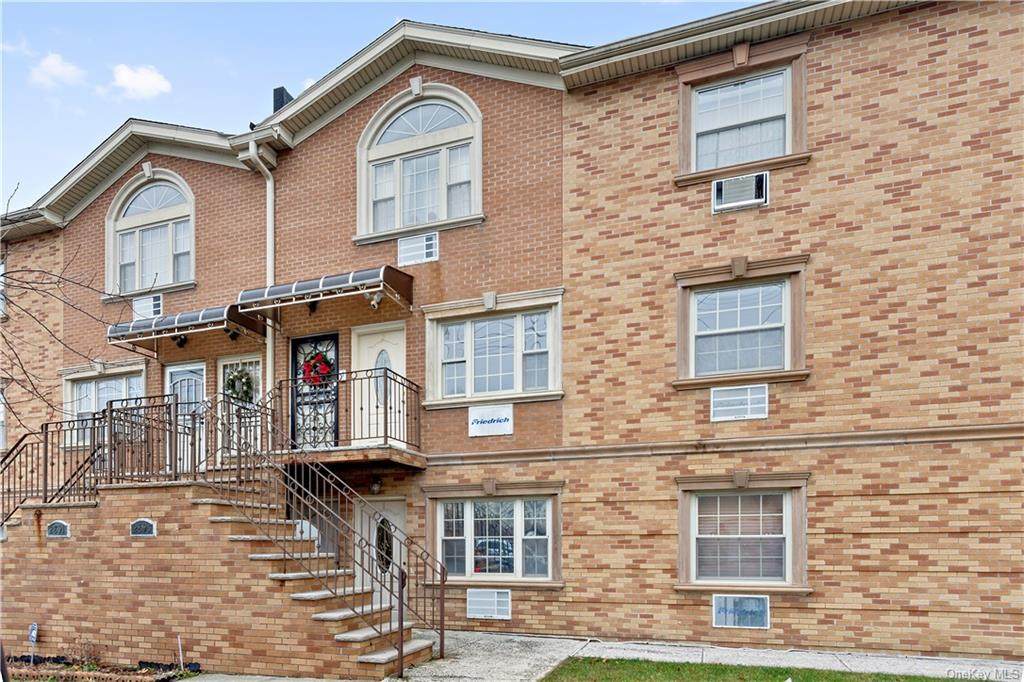2895 Ely Avenue - Photo 1