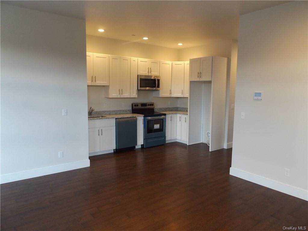 30 Beekman Street - Photo 1