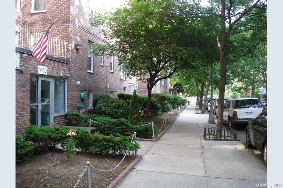 1430 Thieriot Avenue - Photo 1
