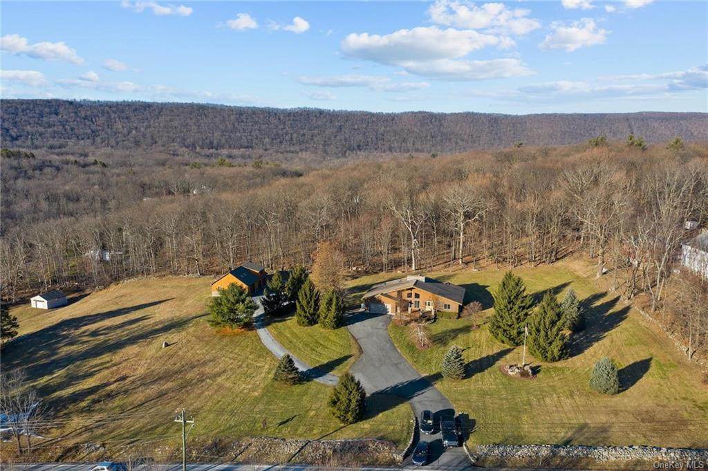 138 Seven Springs Road - Photo 1
