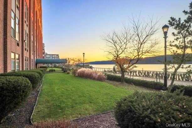 23 Water Grant Street - Photo 1