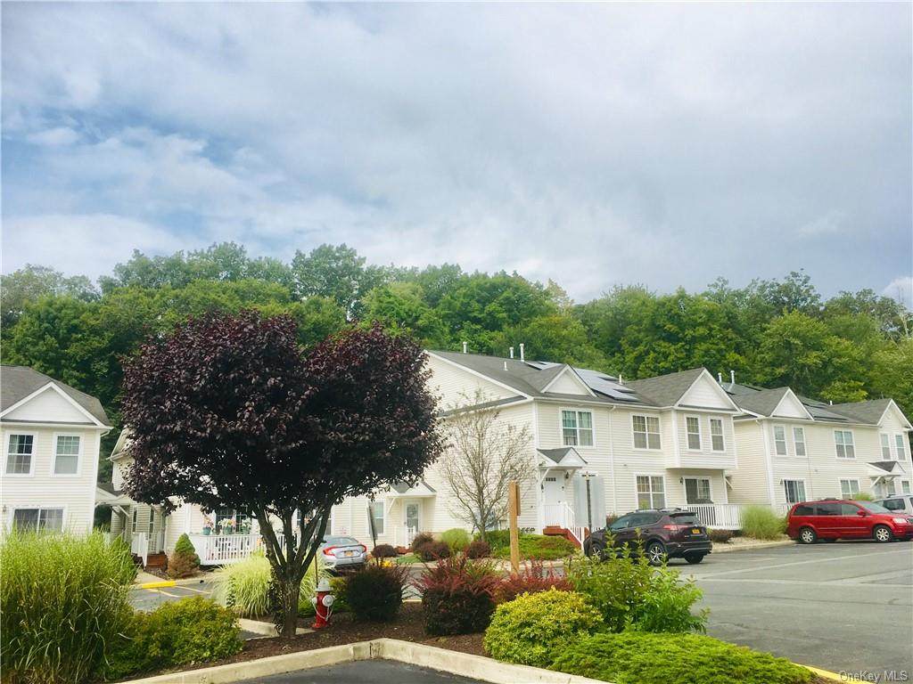66 Jordan Lane - Photo 1