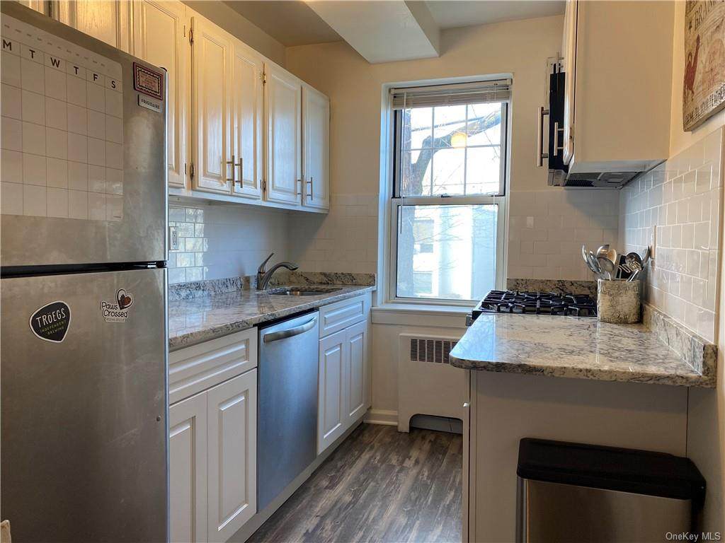 14 Soundview Avenue - Photo 1