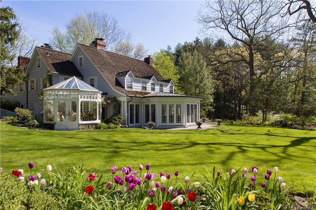 19 Winfield Avenue - Photo 1