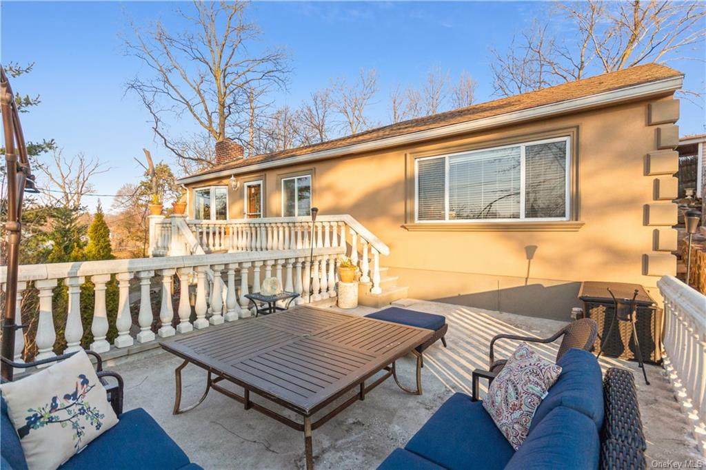 40 Elaine Terrace - Photo 1