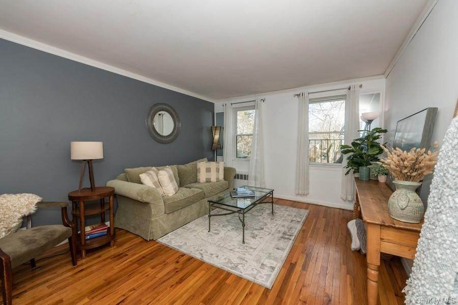 14 Broadway - Photo 1