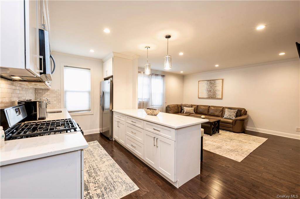 1549 Central Park Avenue - Photo 1